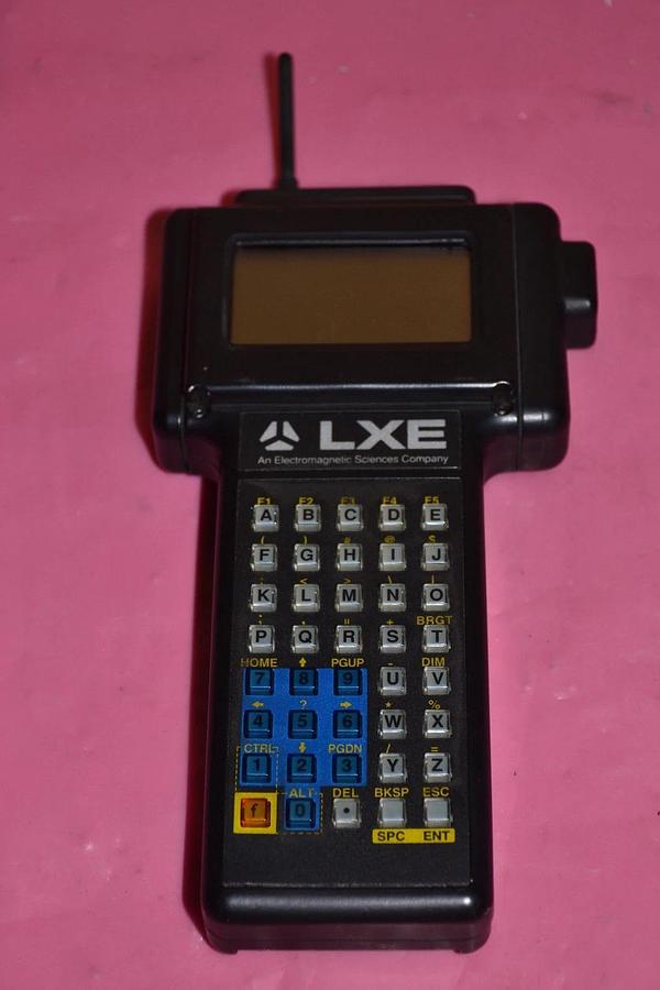 Used LXE PORTABLE HAND HELD COMPUTER 2320 TERMINAL
