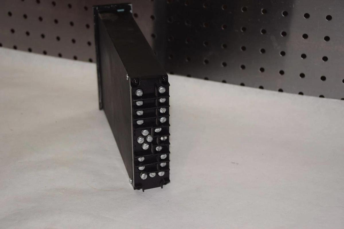 Used DURANT SOLID STATE 1603 120V RADIO INDICATOR