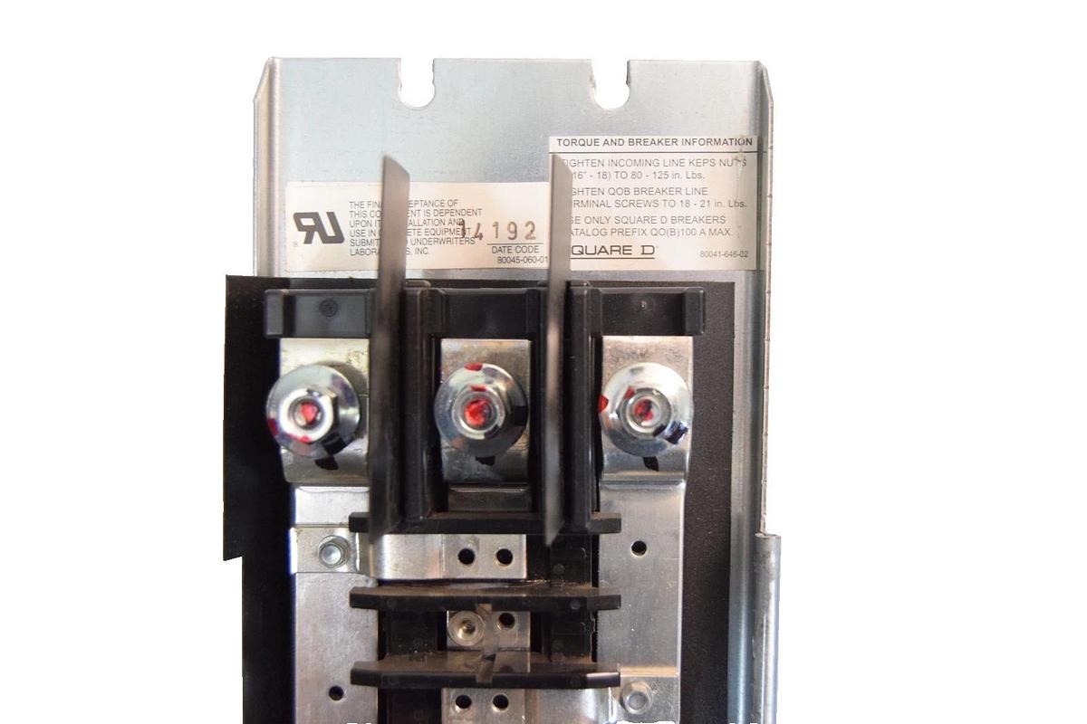 Square D NQOB84242LR 225A Main Lug Circuit Panelboard 42 Circuit