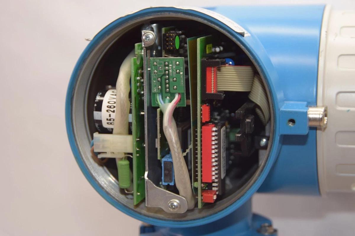 ENDRESS + HAUSER Promass M Mass Flowmeter Titanium 1" 60MT25-SAD00A20A1B (NEW)