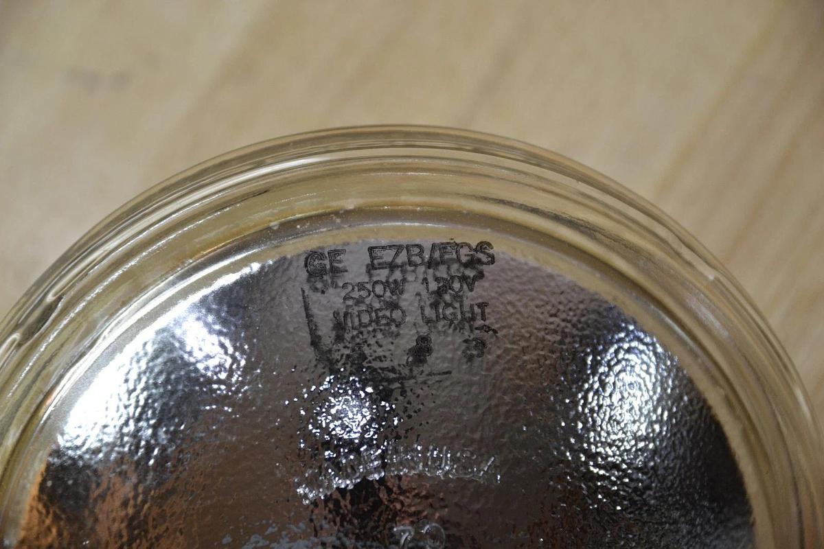 Used (New) GE EZB/FGS 250W 120V EZB FGS Photo, Projection, Video, Stage, Light Bulb