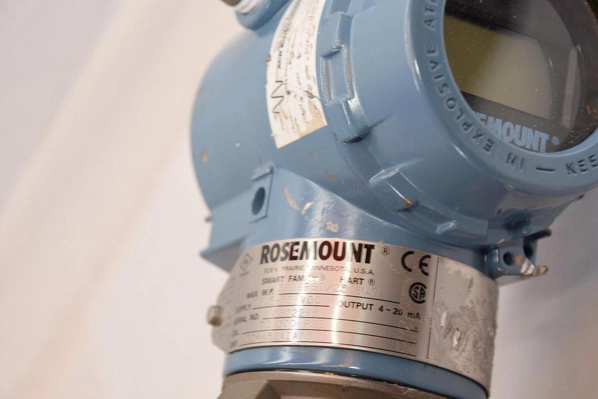 Used ROSEMOUNT 3051CD4A52A1AM5 3626psi 250Bar Smart Pressure Transmitter *No Rear Cap