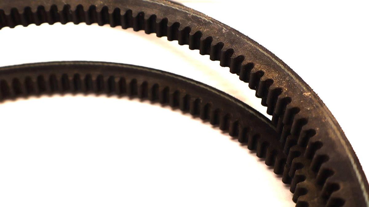 (NEW) GATES BX93 , BX-93 Cogged Tri-Power V-Belt USA