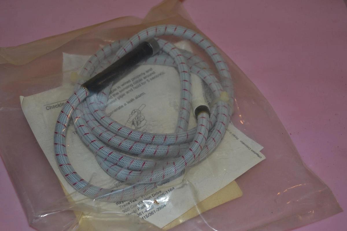 Used Raychem Tracetek 500 Sensing Cable TT502-MSC-5-MC 033763-000 NEW
