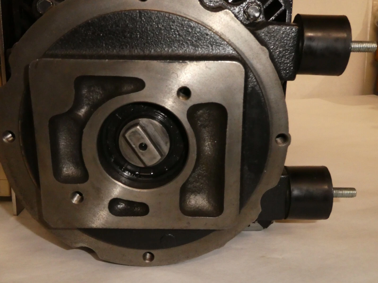 Used Sauer Danfoss Hydraulic Motor 11029836 48v 12kw 12000w 5SAU1/O4 28040808 1800rpm