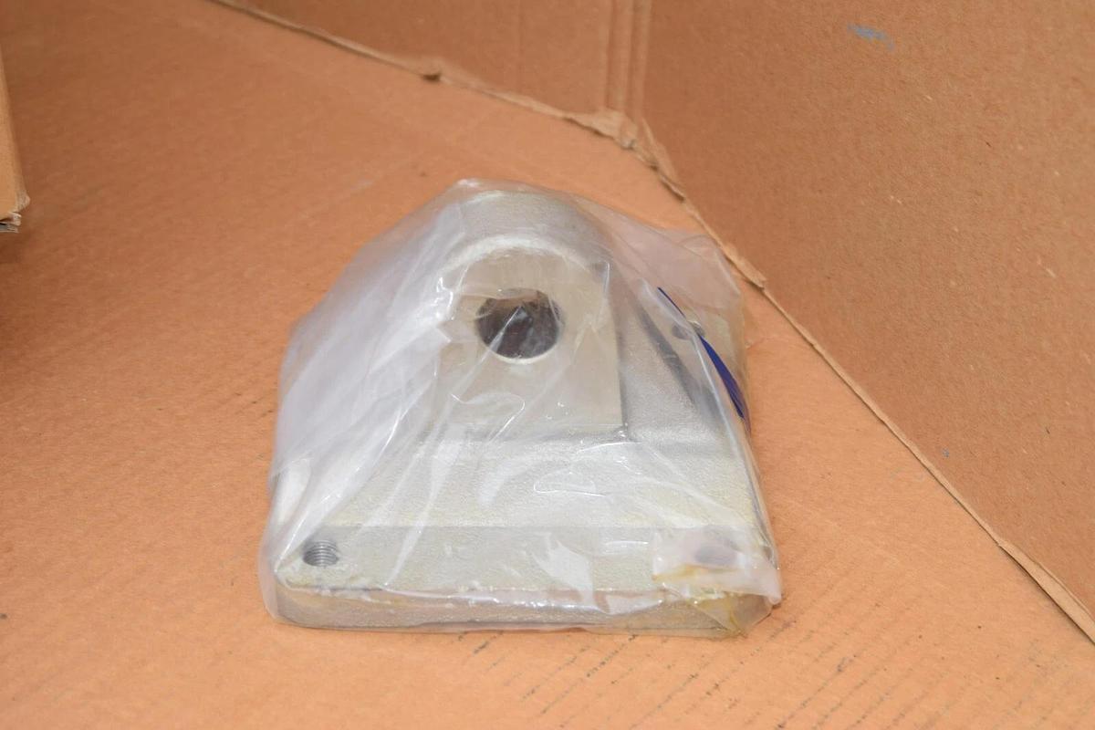 (NEW - Box of 4) SMC CS2-C14  TIE ROD CYLINDER SINGLE CLEVIS