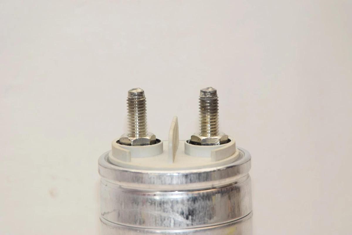 Used EPCOS 12-528033-00 B32362-S4996-A000 99uF 400V -1% +5% Capacitor