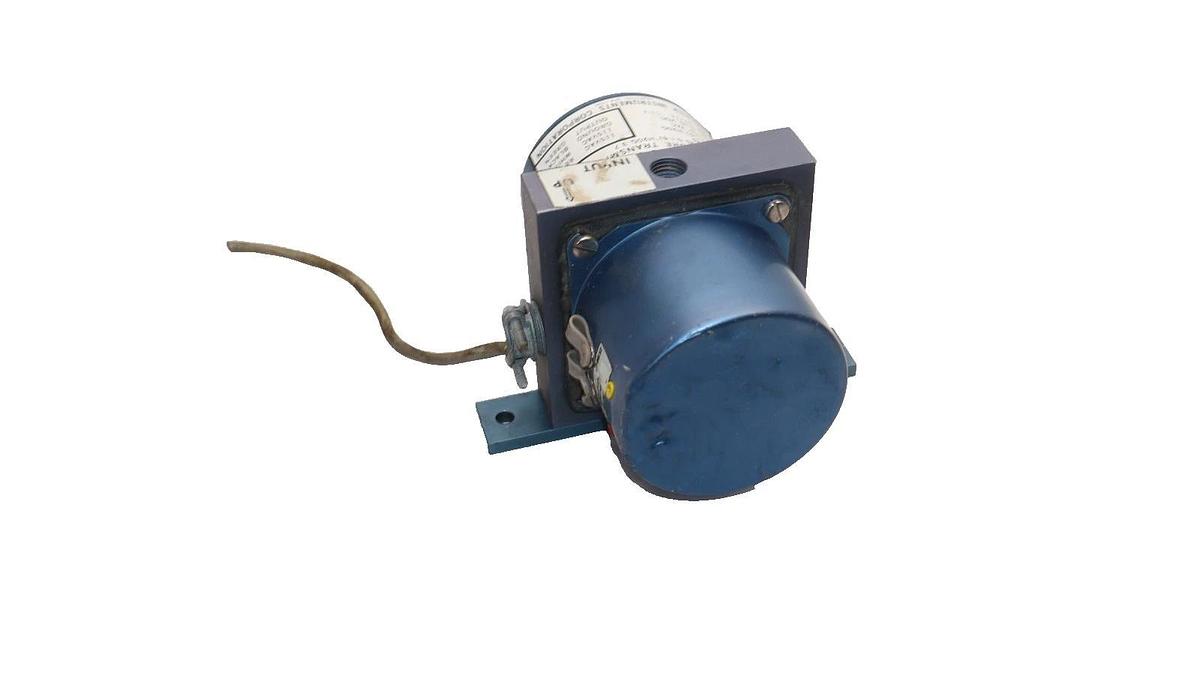 Used Computer Instruments Corporation 5525-0-(-6)"H20G-3.7 5525 Pressure Transmitter