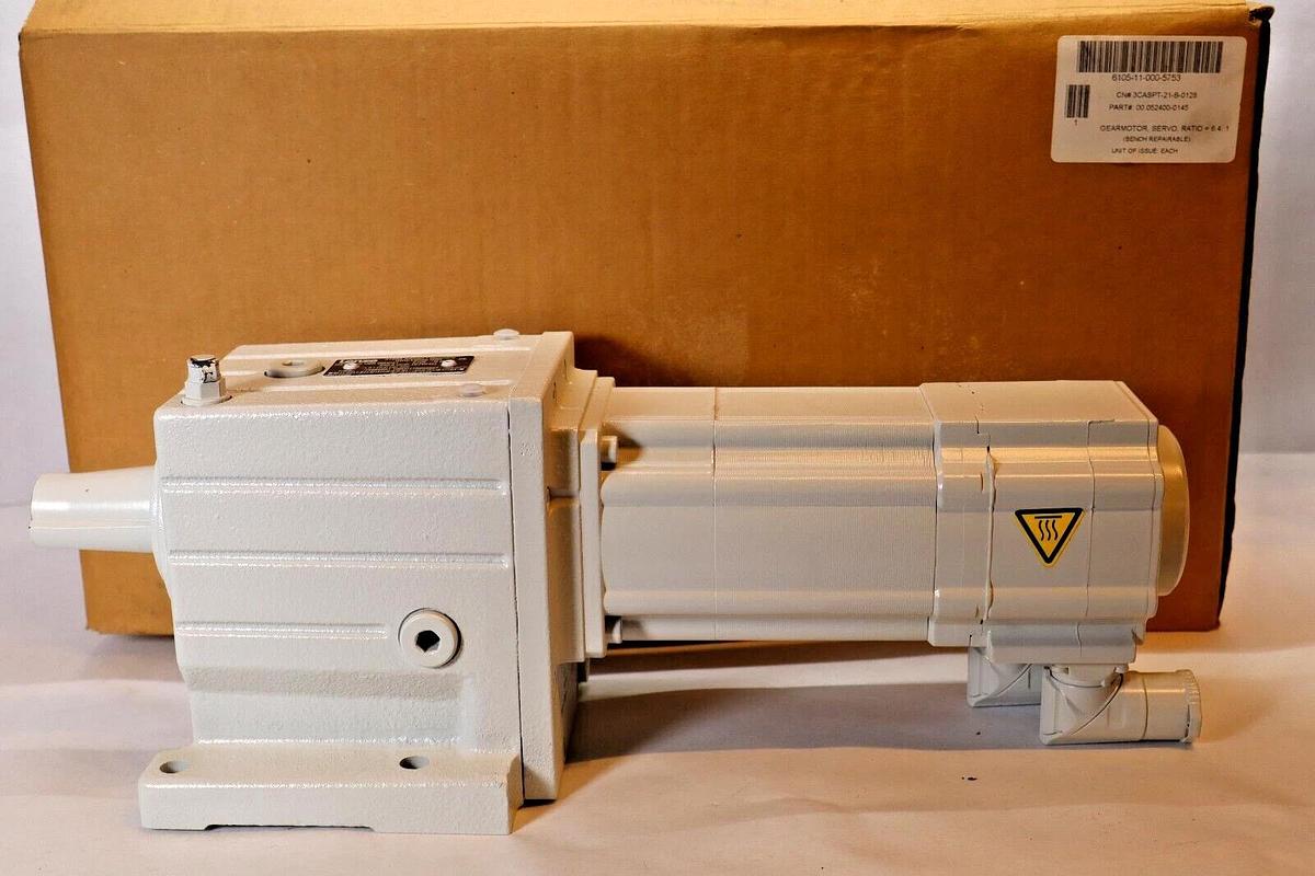 Lenze Gear Motor Gearbox GST05-2S VBR 09HC41 MCS09H41LRS0B0 1.6kW 160v (NEW)