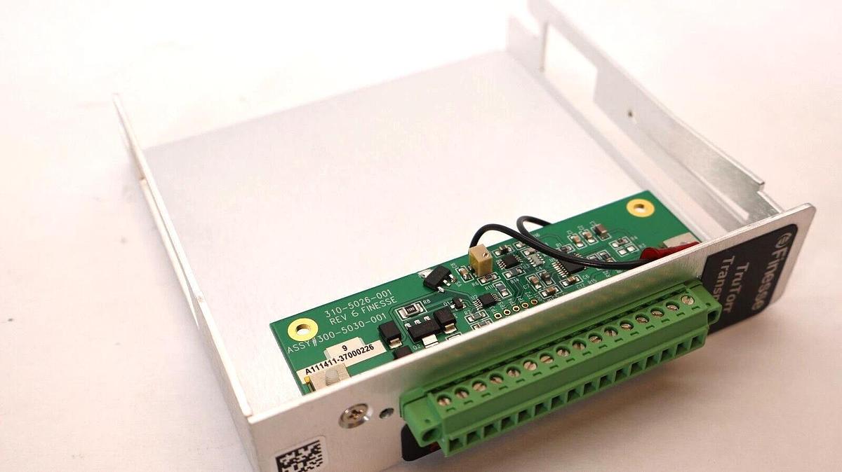 Used FINESSE F110-2111-014 Rev. 8 , 310-5026-001 Rev. 6 TruTorr Transmitter