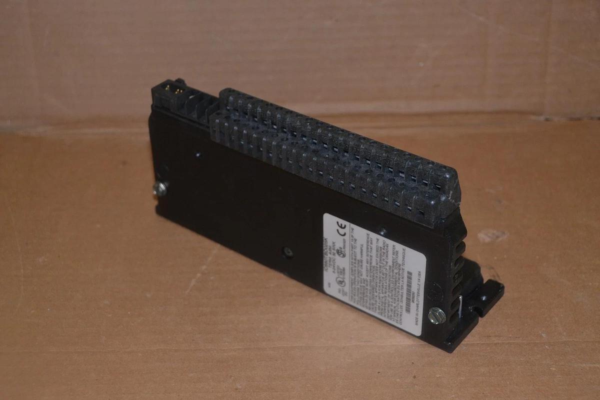 Used GE Fanuc Term Asm IC660TBD025K 5-24vdc 32 SRC