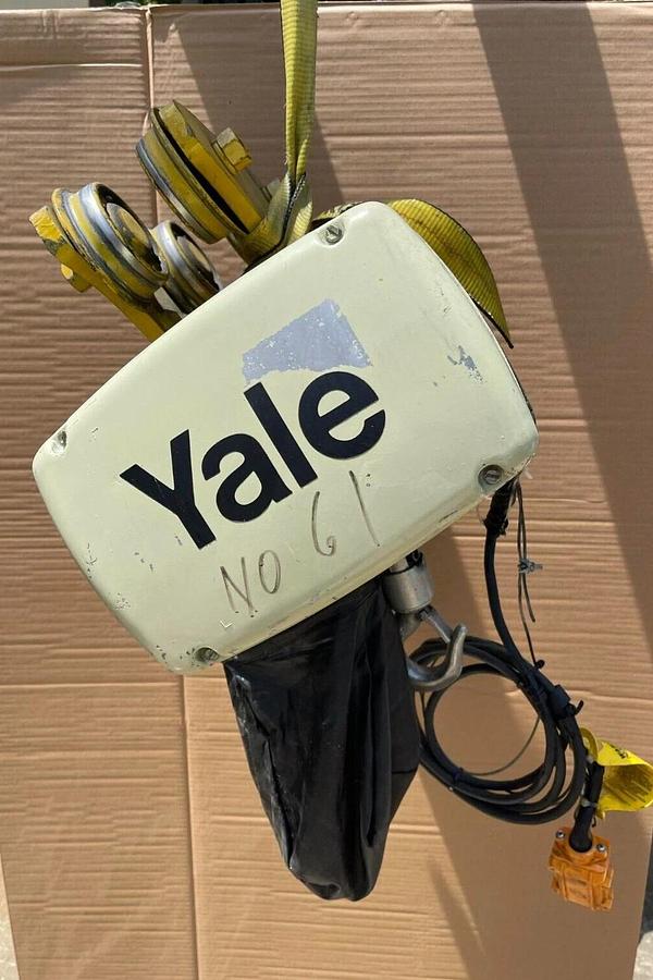Used Yale 1 Ton 2000lb Chain Hoist KEL1-10LG15S1 KEL110LG15S1 575v 3ph w trolley KEL1