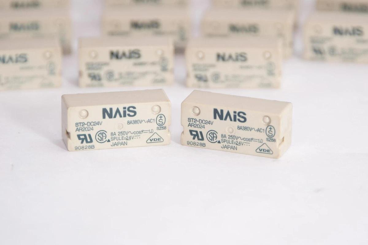 (NEW - Lot of 20) NAIS ST2-DC24V 8Amp 250V Relay