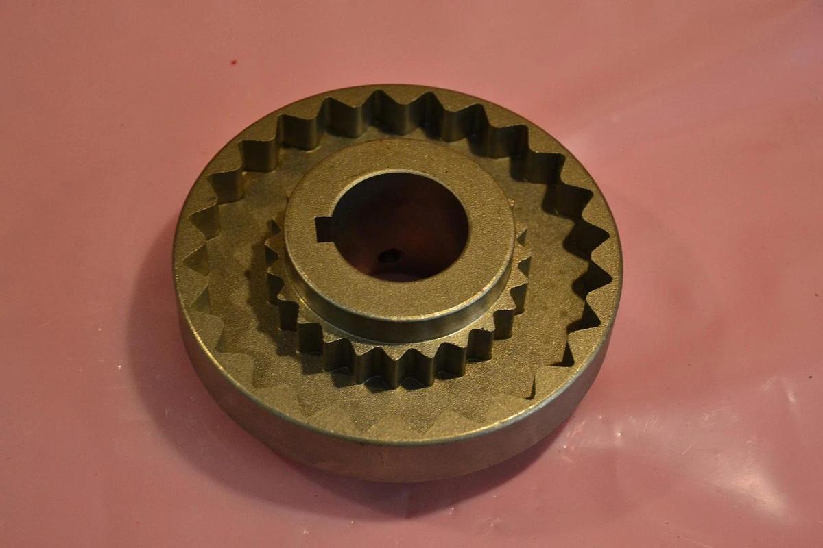 (NEW) MARTIN 8S 1 5/8" Sprocket