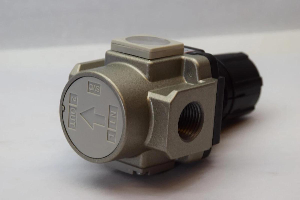 (NEW) SMC AR40-N04EH-Z , AR40N04EHZ 0-150psi Regulator