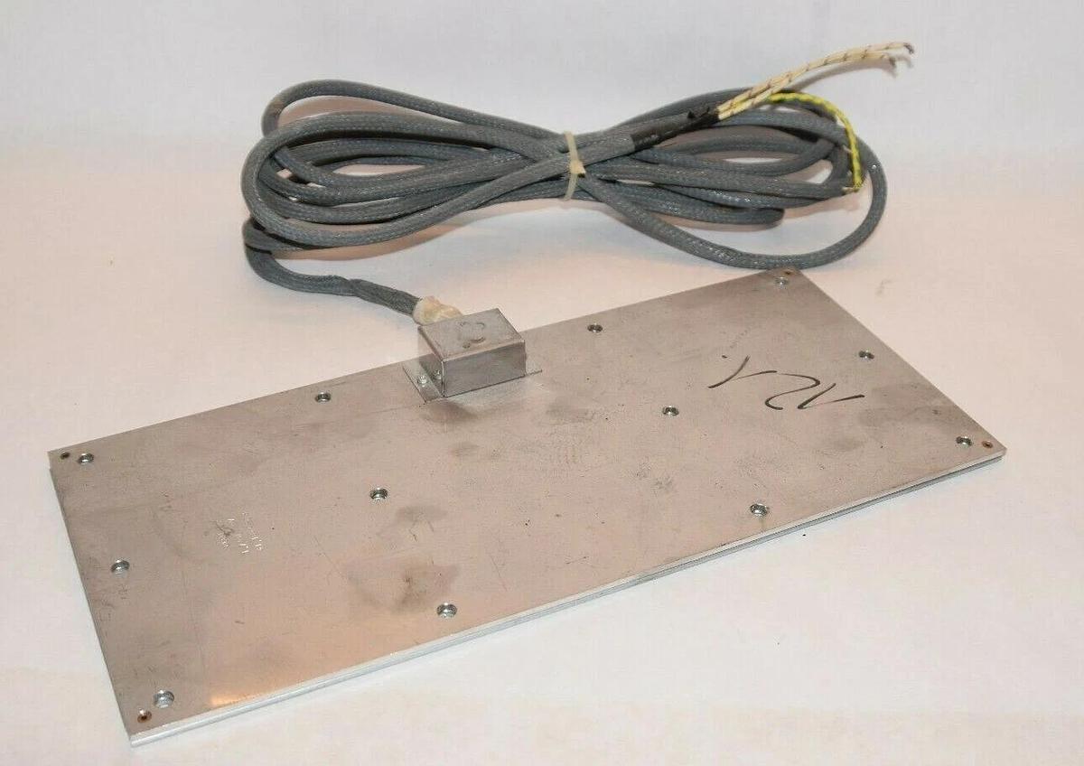 (NEW) ELEG 230V 1.7kW 41.104A203 Approx. 15" x 7" Heating Element Plate
