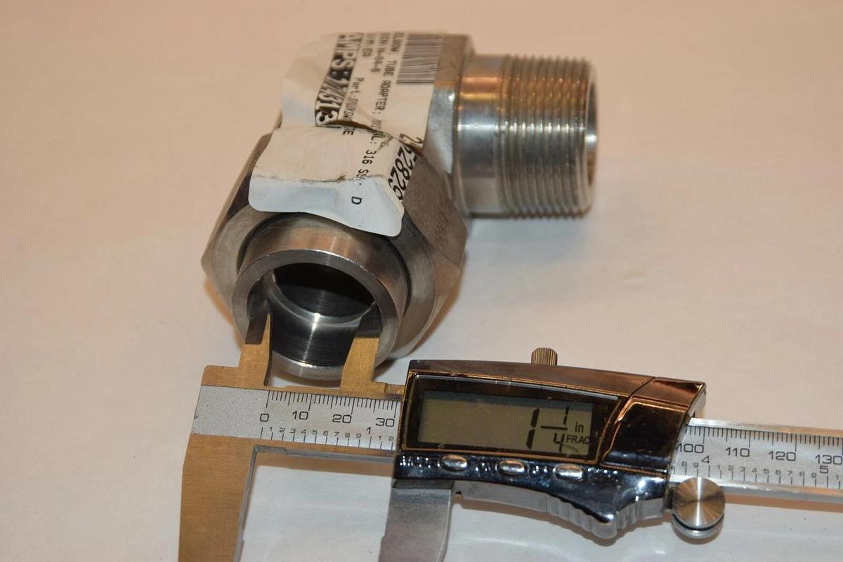 (NEW) ASP AMP 1714313 SSP A220kWME 1-1/4" NPT 316 S/S Elbow Tube Adapter