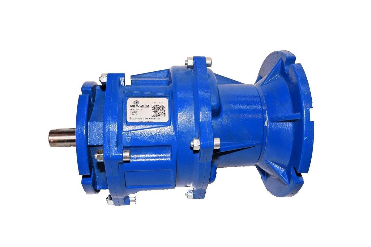 Motovario Gearbox Speed Reducer 24.55 HA32F 9650387-001 4065197/HFA32 (NEW)