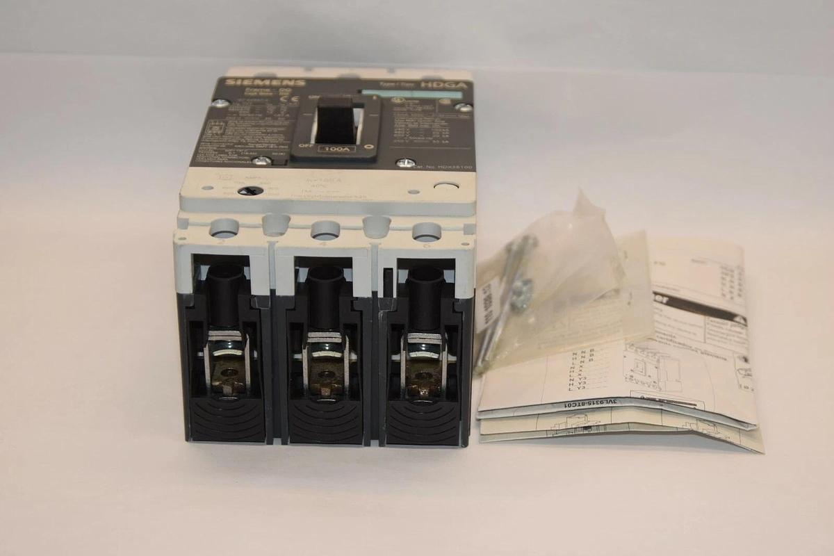 SIEMENS HDX3B100 CIRCUIT BREAKER 600V 100 Amp 3P 100A 100A HDGA (NEW)