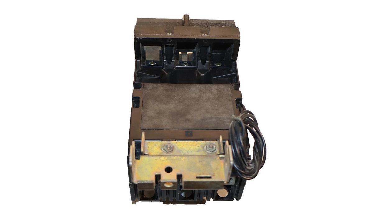 Used Square D 90A 90 Amp Circuit Breaker C340901037