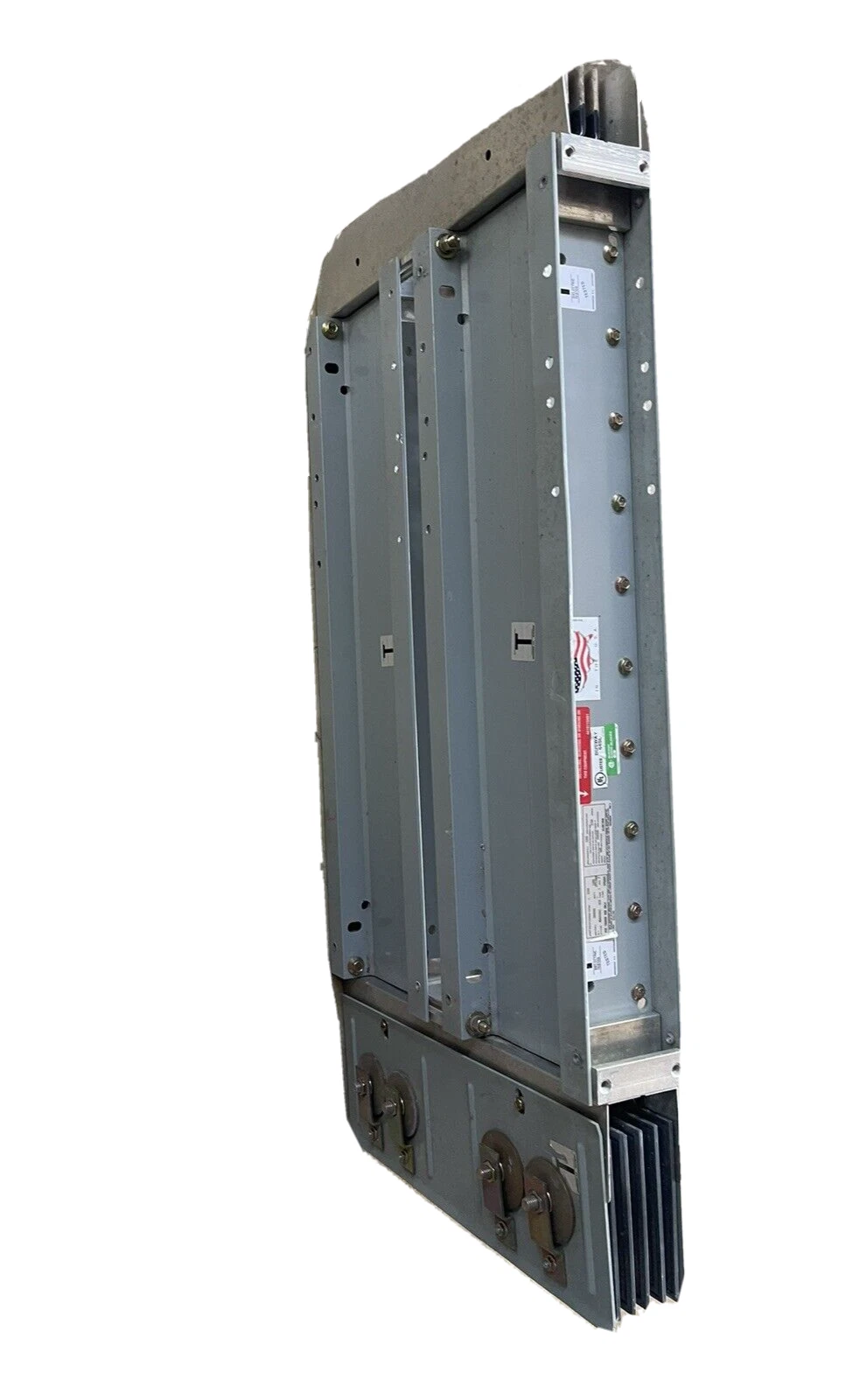 Used Cutler Hammer POW-R-WAY III, F, 3200 AMP, 480V, BUS DUCT BUSWAY MDA03041-A49