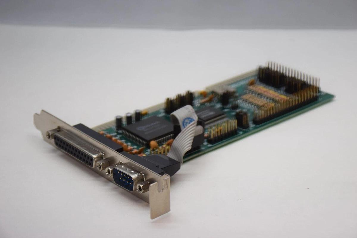 Used WINBOND KDDPT1227W , UN1075H , 011093 Parallel Serial Circuit Board Card