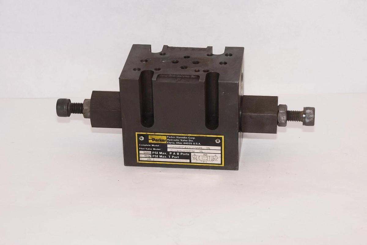 (NEW) PARKER D31VW1C4VYCF5689 75 , D1VW4CVYCF56 75 Hydraulic Valve