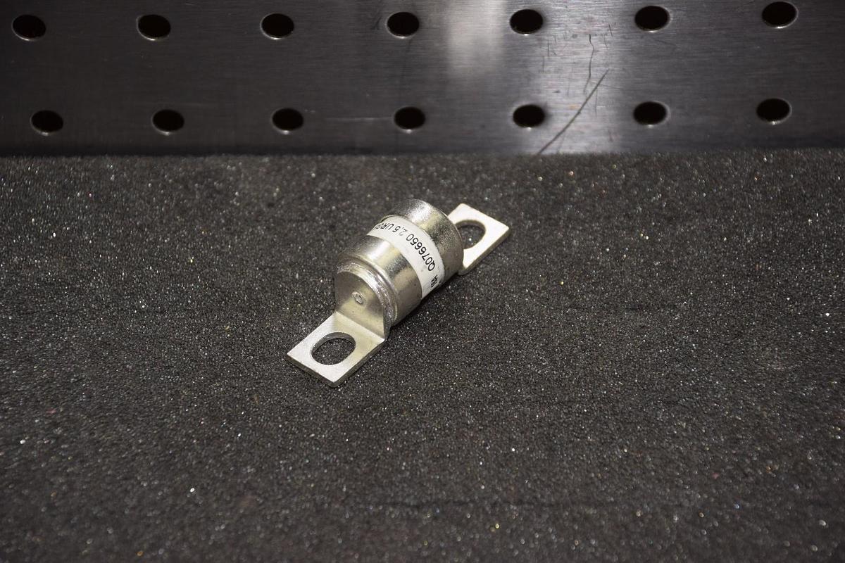 FERRAZ SHAWMUT Q076650 2,5 URGS 17/16 250VAC 16A FUSE NEW