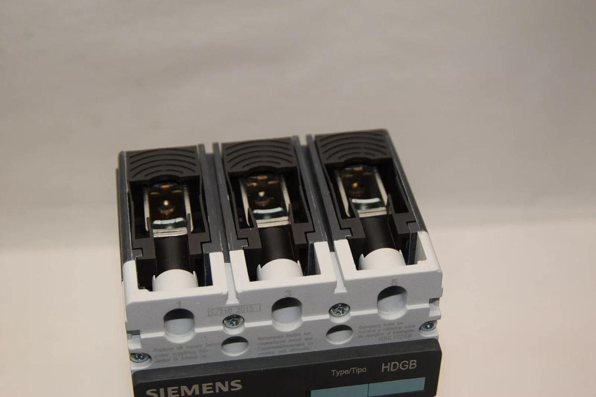 SIEMENS 3VL2506-2PE33-0AA0 Breaker 60A 60 Amp 3P HDK3T060F HDGB 60 A (NEW)