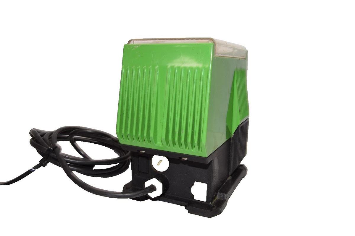 Used Alldos Eichler Gmbh 205-0.8 D02/A08/V01/P02 0.254gph Metering Pump