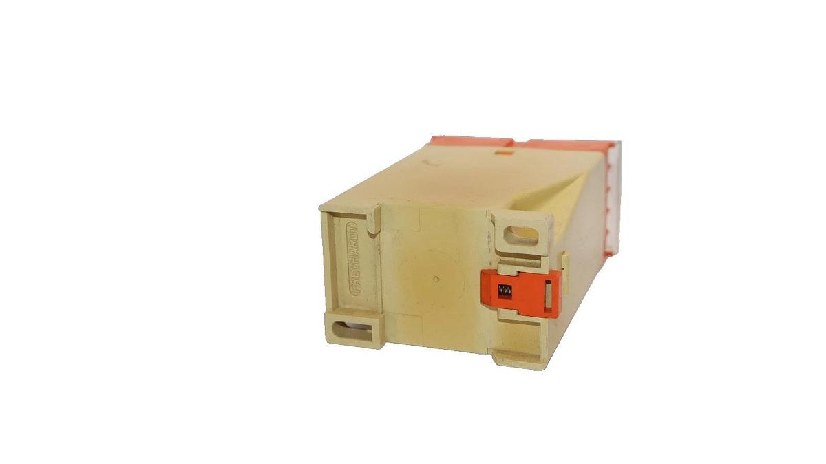 Used Freyhardt D-7141 220V 50/60Hz Time Relay