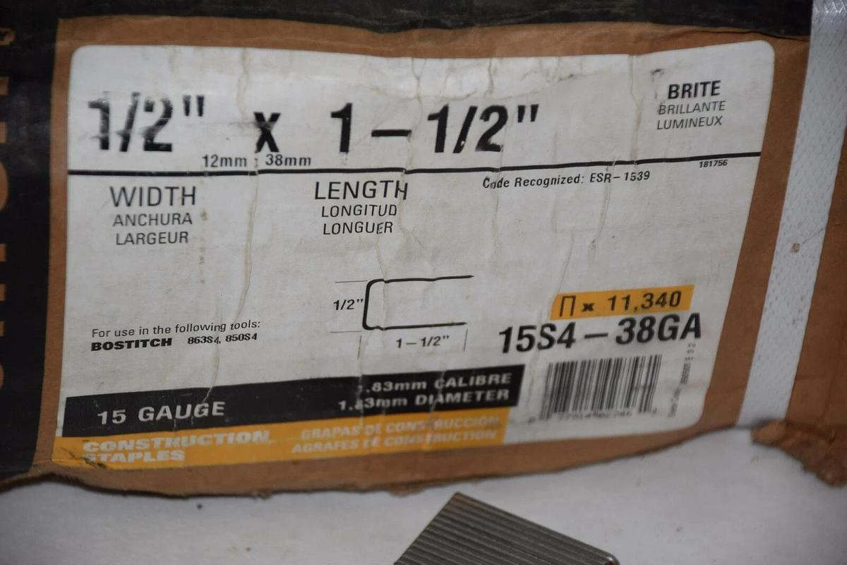 BOSTITCH 15S4-38GA 1/2" x 1-1/2" 15 GAUGE CONSTRUCTION STAPLES NEW