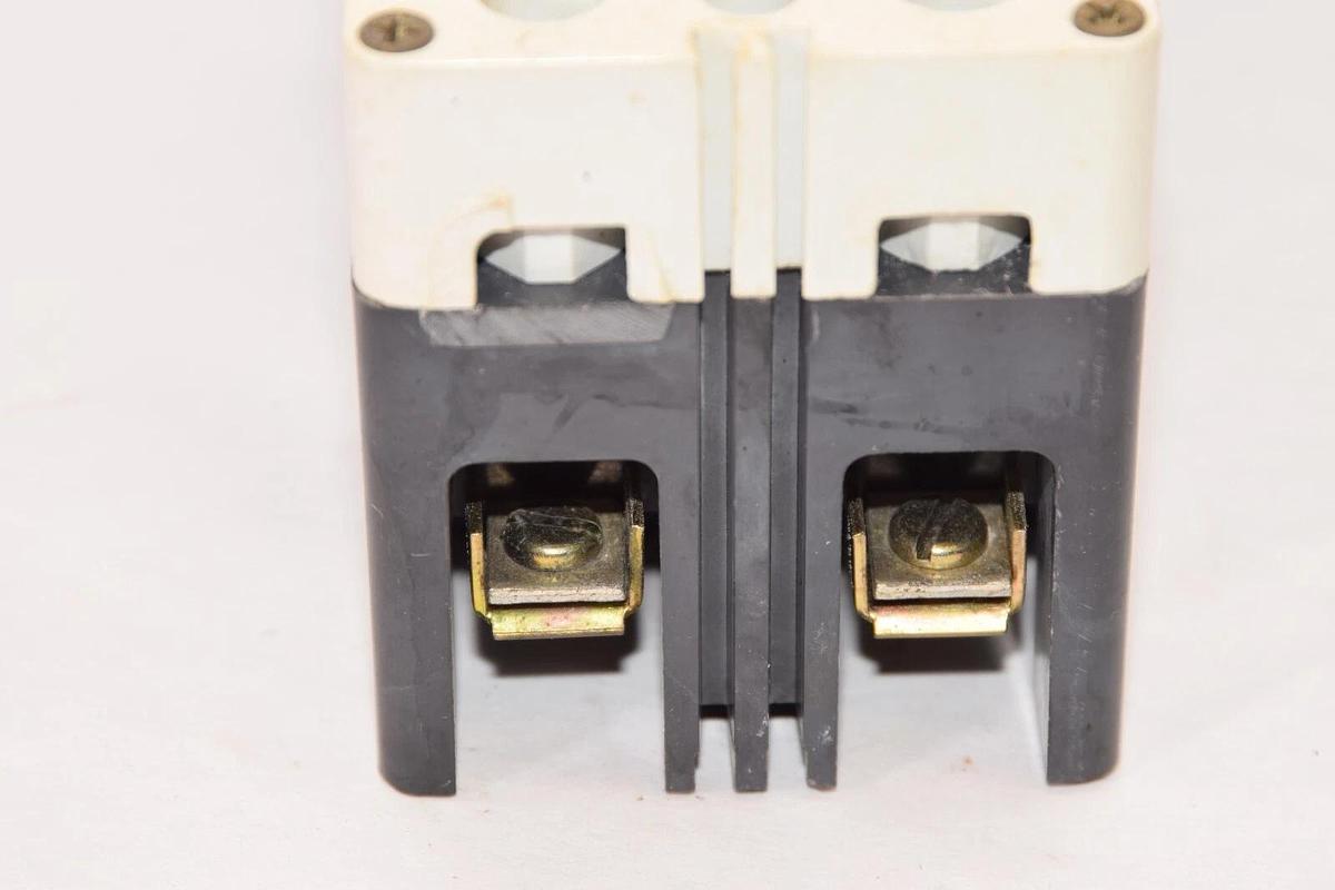 (NEW) WESTINGHOUSE EHD2015Z01 15A Amp 2 Pole Series C Circuit Breaker