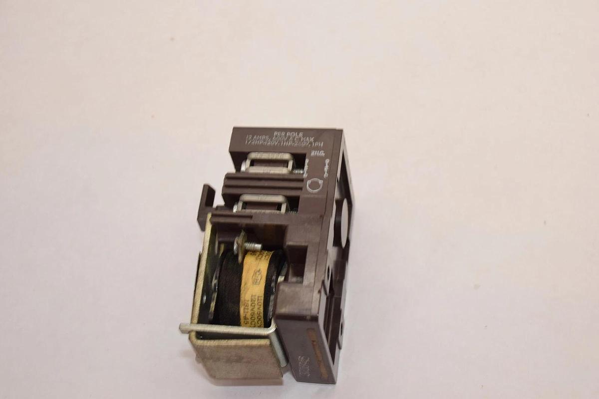 Used CUTLER HAMMER 9575H2613A 2 Pole 1/2HP - 120V , 2HP -240V , 1HP Relay