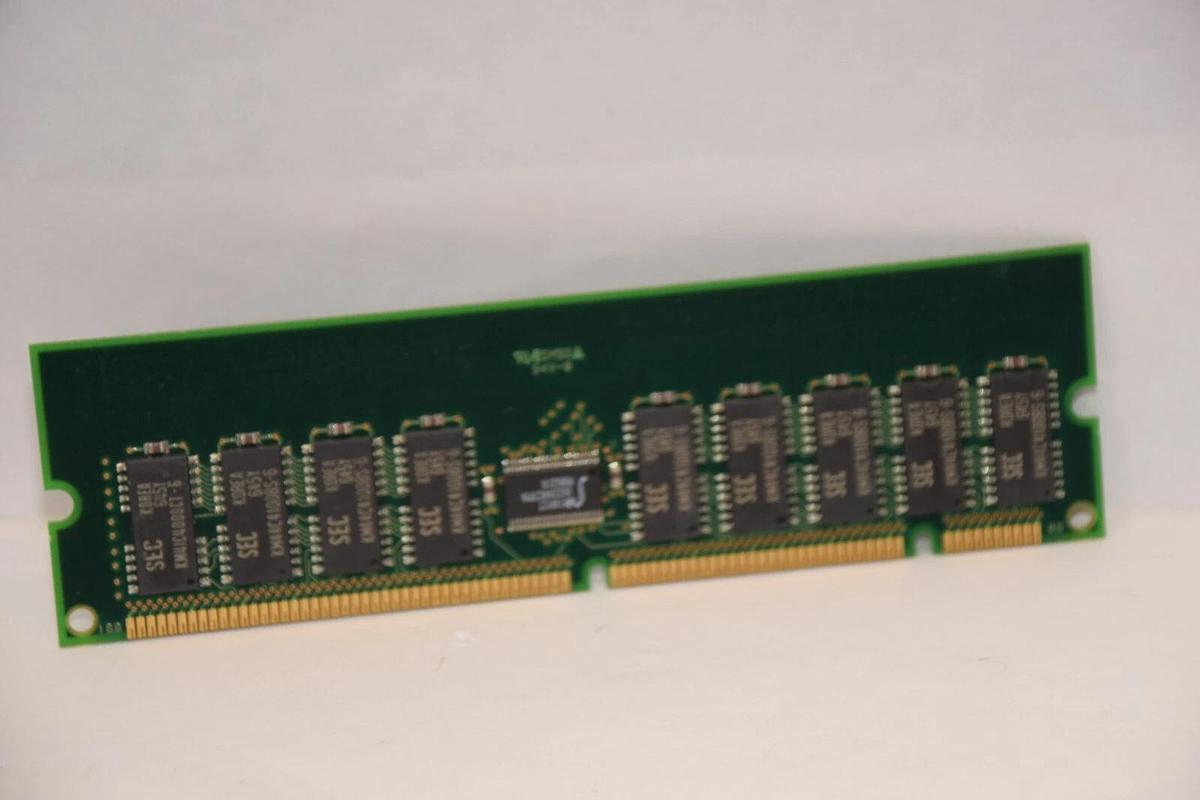 Used SAMSUNG KMM366C410BS-6S , KMM366C410BS6 Memory RAM Card