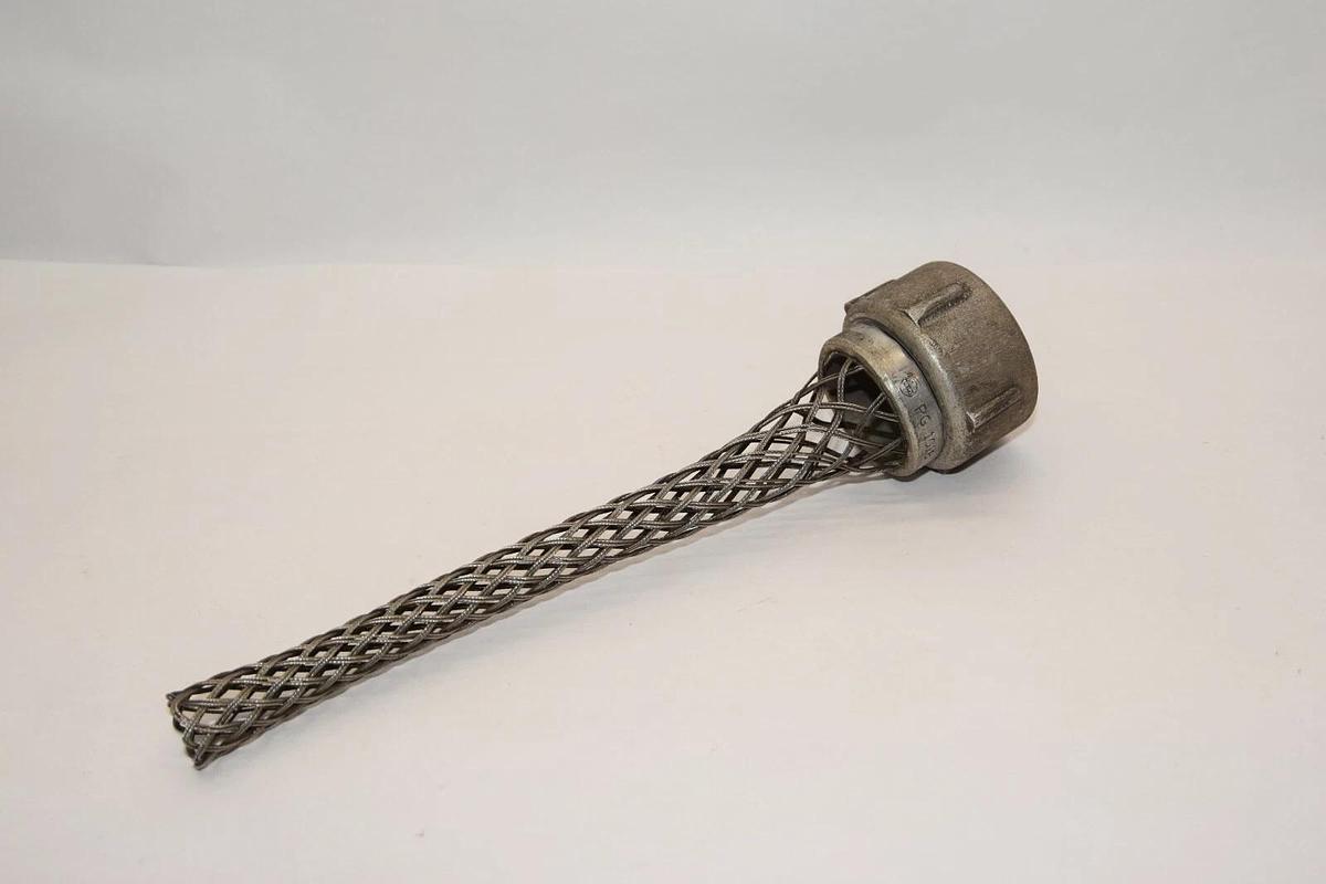 (NEW) PG 1018 1-29/32" Approximately 8.5" Strain Relief Grip Cord