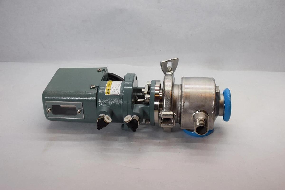 (NEW) AOKI CO. LTD. SL-JS1 25A Stainless Steel Direction Control Valve
