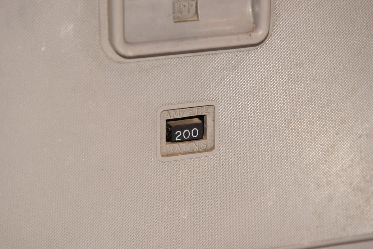 Used WESTINGHOUSE HK3225F 225Amp 3P 600Vac Mark75 AB D-Ion Circuit Breaker