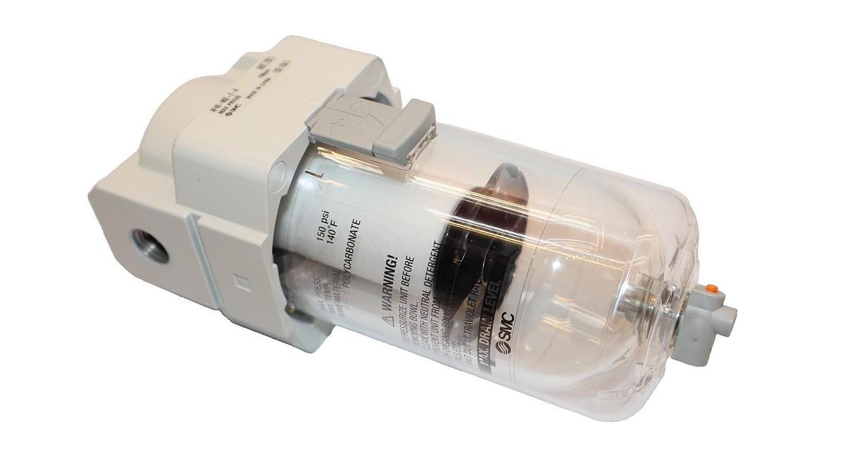 (NEW) SMC AF40-N02-Z-A , AF40N02ZA 150psi Regulator