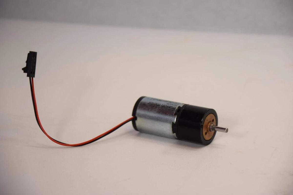 (NEW) MAXON MOTOR 503428 , 730136.901 Rev D Motor