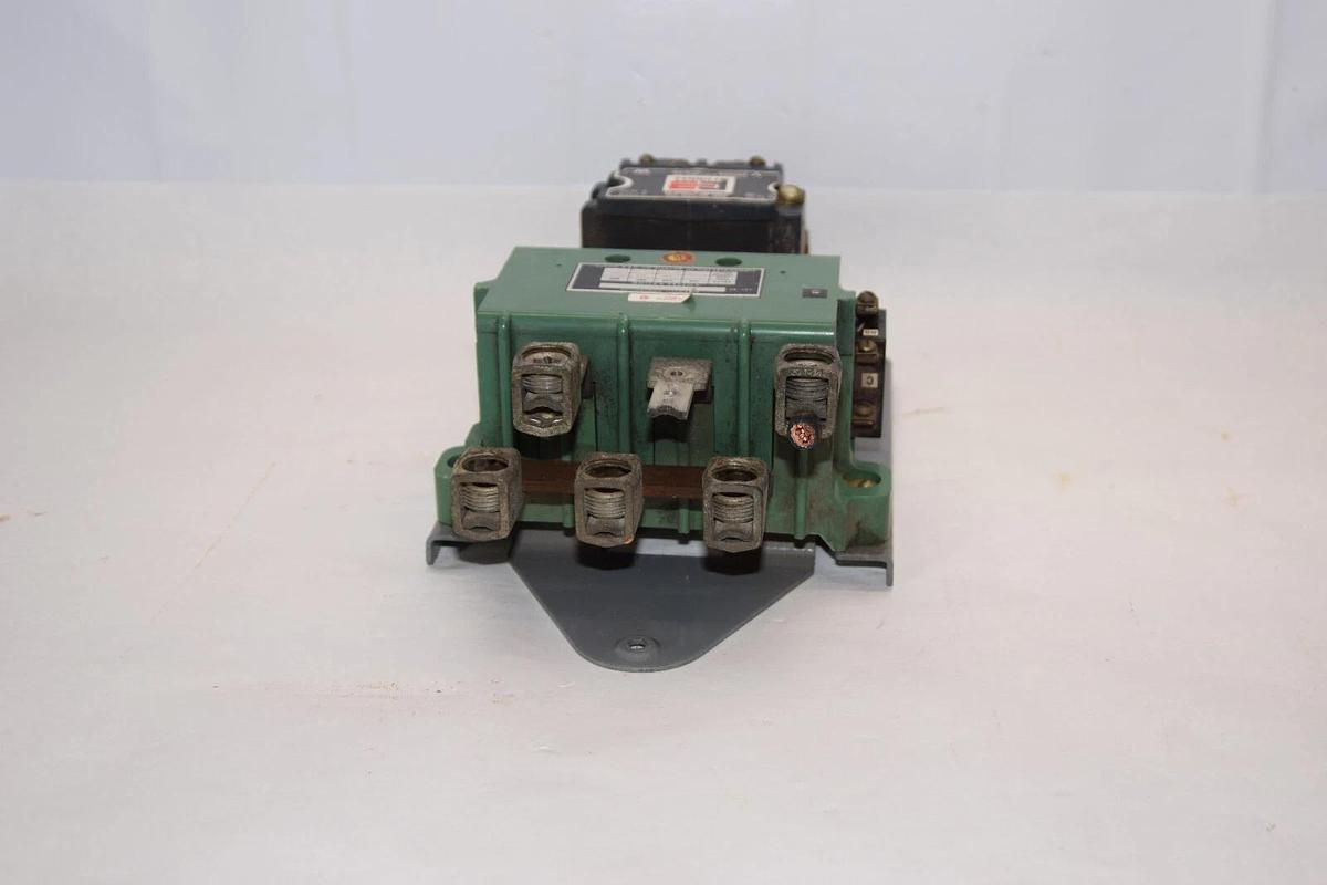 Used FURNAS 42JB32AAD8 Motor Starter 600V Coil With D71628-31 Dual Voltage Coil