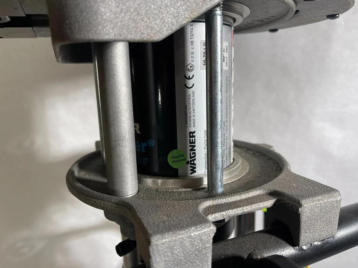 Used Wagner Wildcat Icebreaker 10-70LP Low Pressure Piston Pump 10-70-LP 10:1 4.0MPa