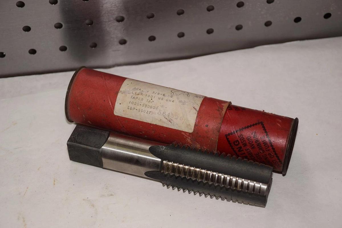 CLEVELAND 1000-580604 EDP-55027 1-3/8" TWIST DRILL TAPER TAP NEW