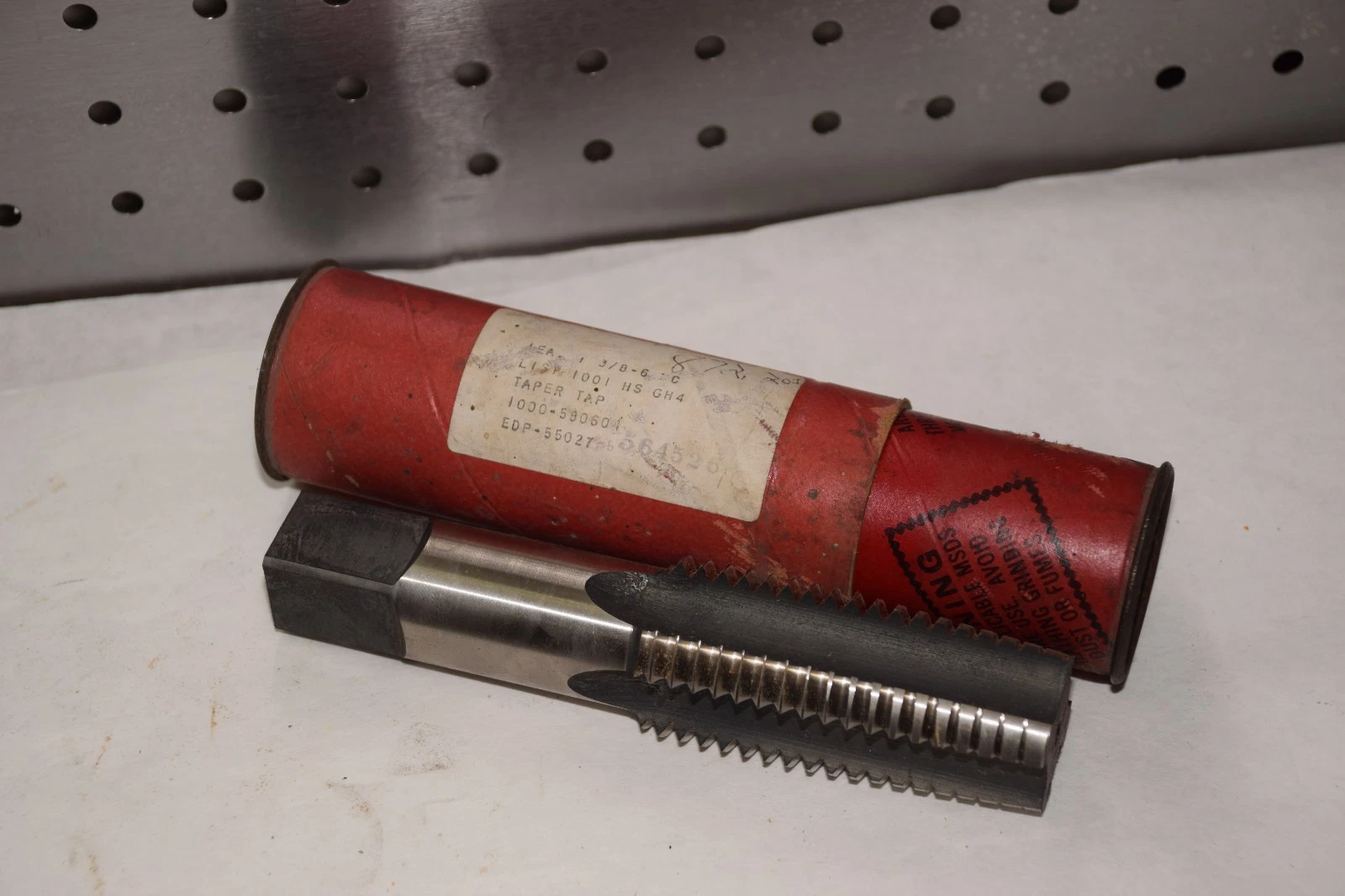 CLEVELAND 1000-580604 EDP-55027 1-3/8" TWIST DRILL TAPER TAP NEW