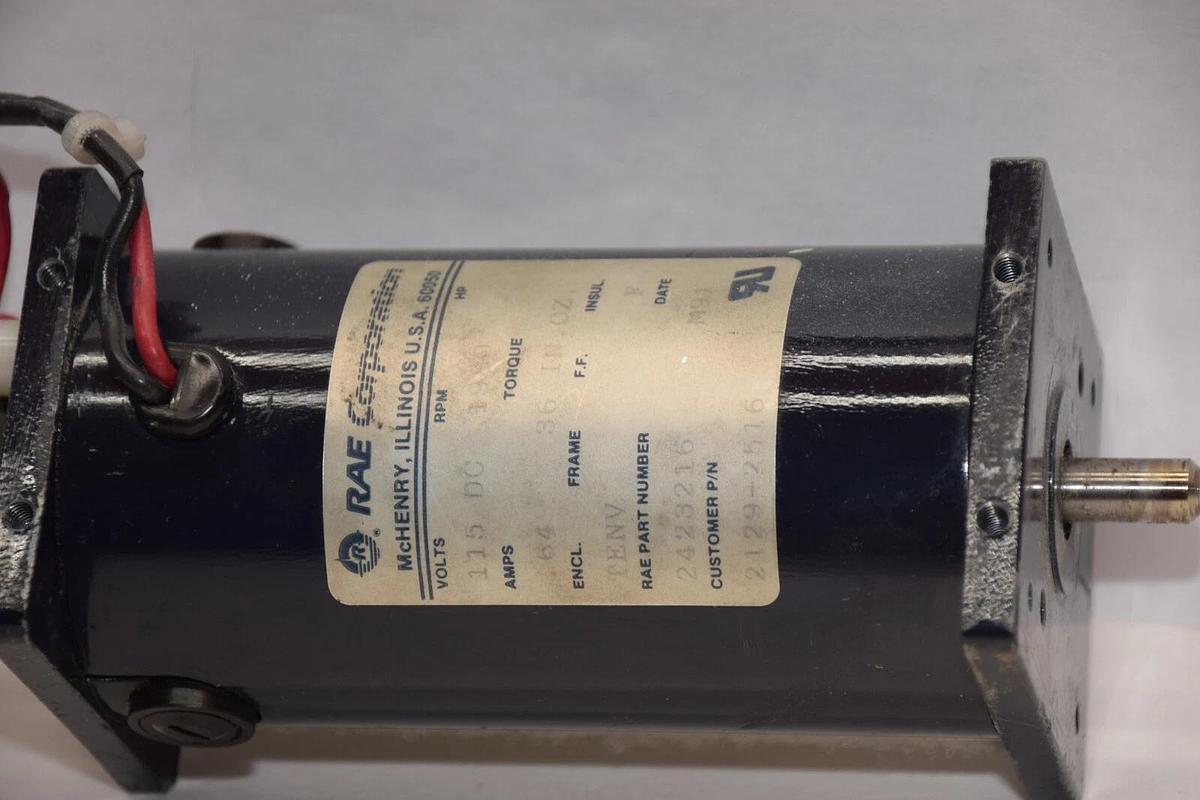 Used RAE Corporation Servo Motor 242316 115vdc TENV  36in oz 1980rpm