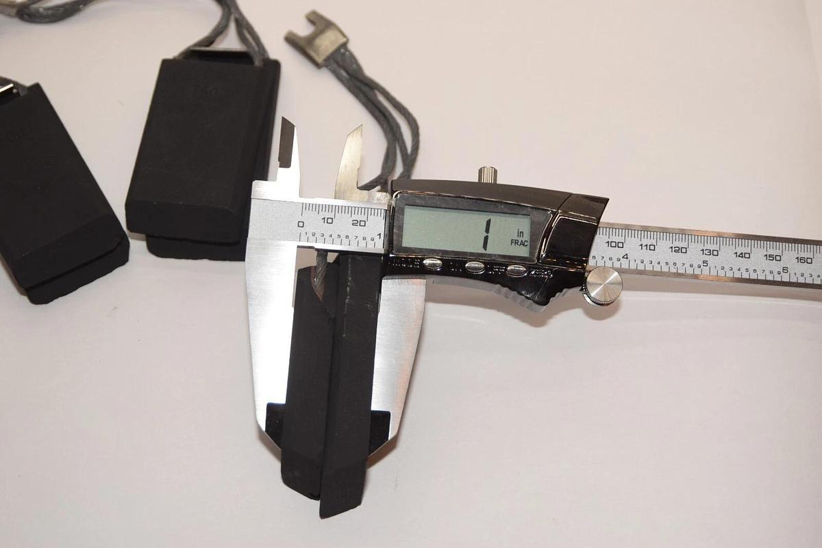 (NEW - LOT OF 3) CX T500 1.5" x 1" Carbon Brush