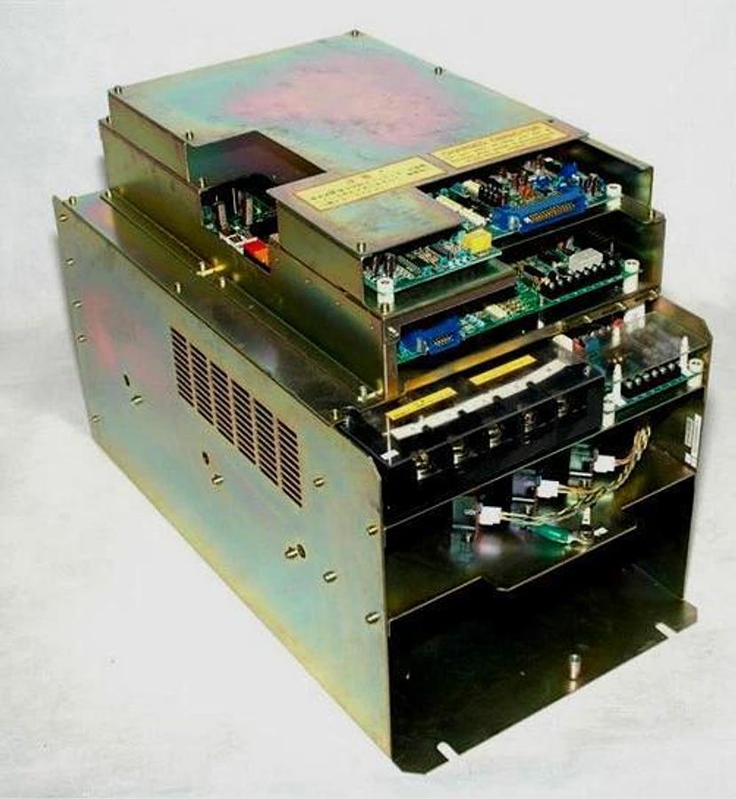 Used Sanyo Denki Servo Drive 02IA400SFS31  prs-2612D  PRS-2600C  New