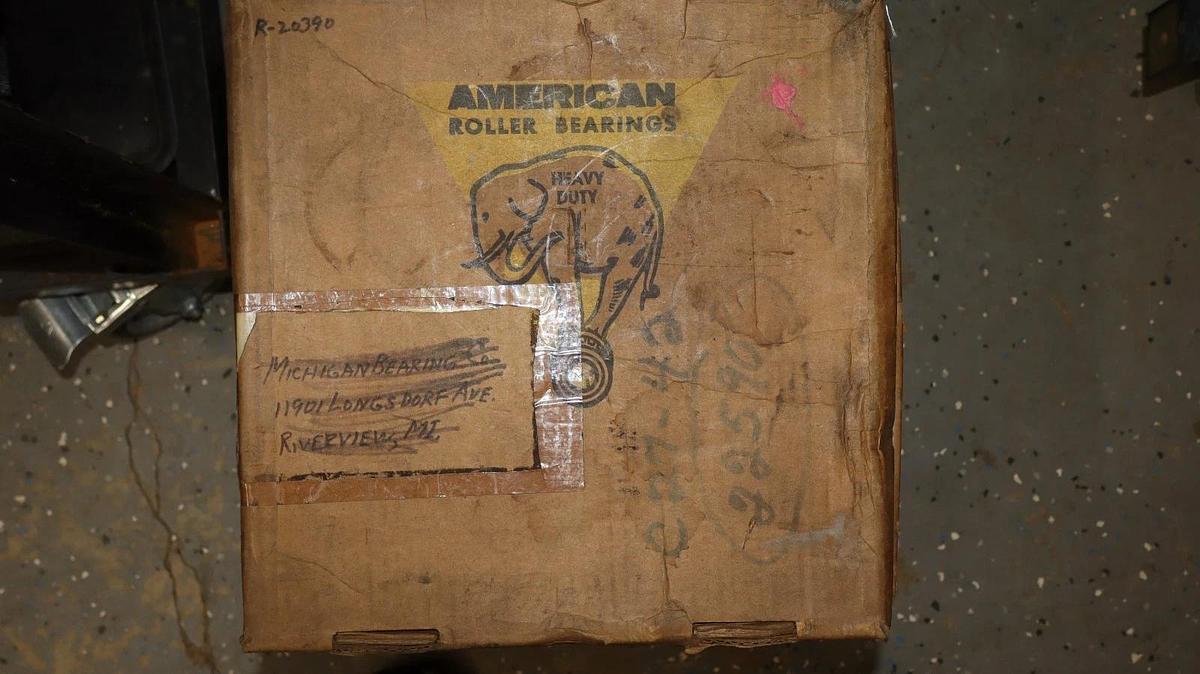 American Cylindrical Roller Thrust Bearing TP-8122 TP8122 (NOS)