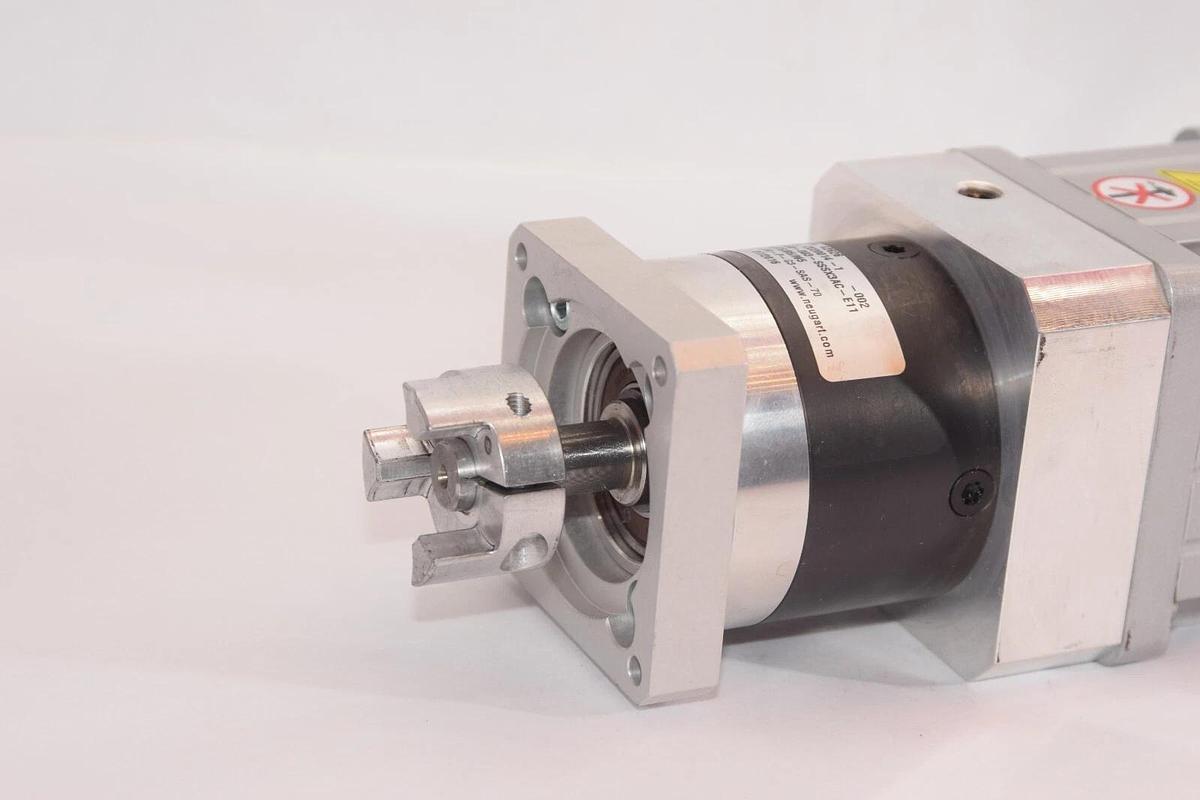 Used FESTO EMMS-AS-70-M-HS-RS Servo Motor With 42626 Gearhead