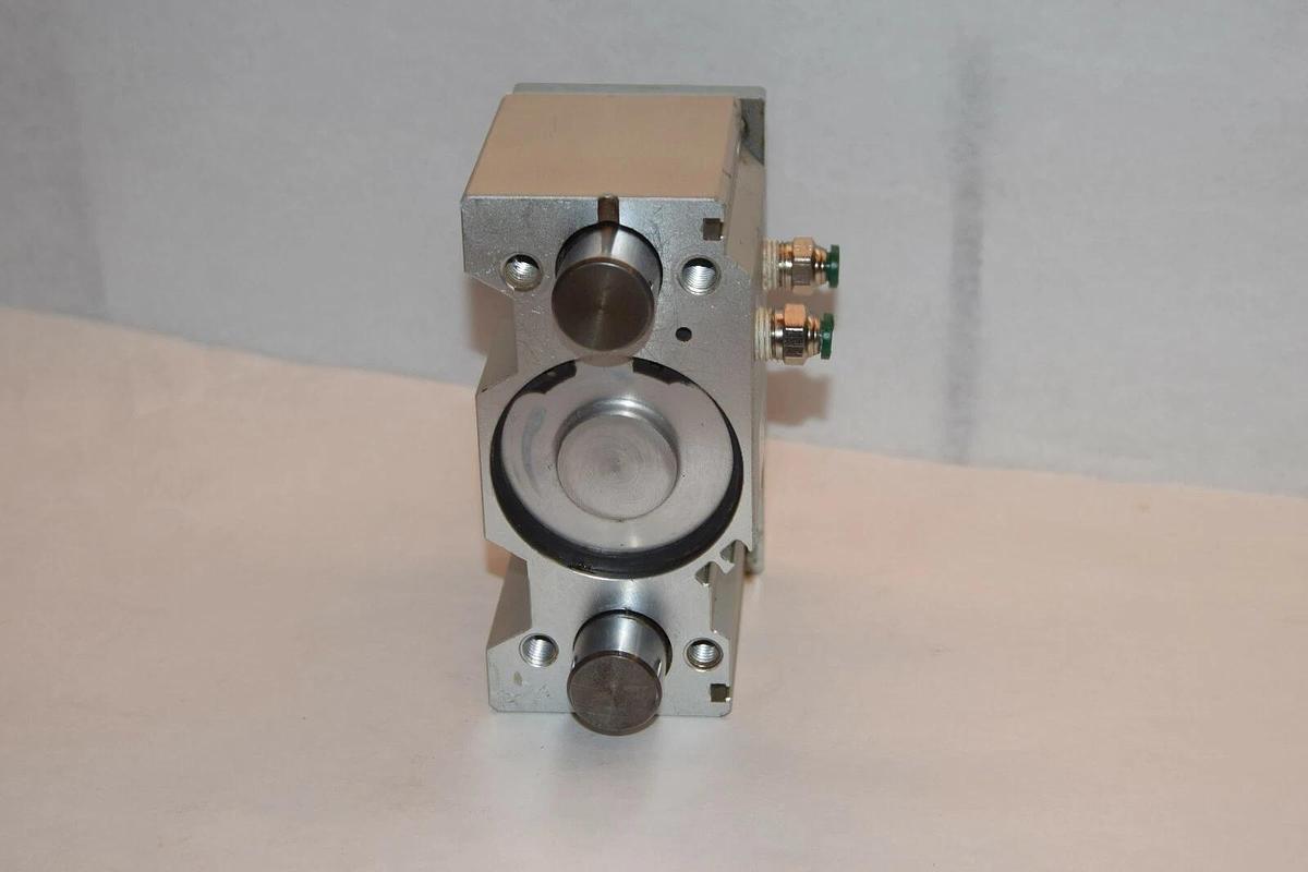 Used SMC Guide Slide Cylinder Actuator Cylinder EMGQM63-10 EMGQM 63-10